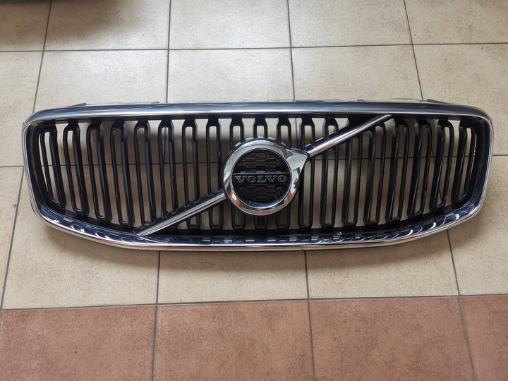 фото №1, Volvo xc60 ii решётка радиатора решётка модель po 2018 года