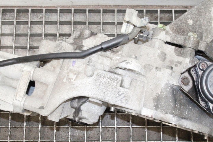фото №9, Коробка передач коробки передач nissan leaf ze0 re1f61b електричний 80kw 2014