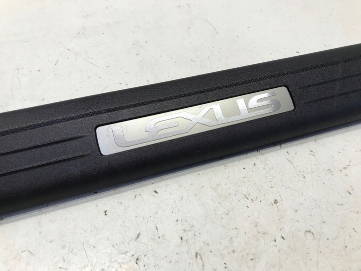 фото №2, Lexus lbx 2024 пластик захист порога праві перед передня 67913-52280