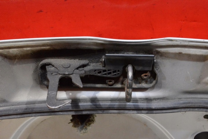 фото №16, Капот кришка двигуна la7w vw jetta 5 v 05-11
