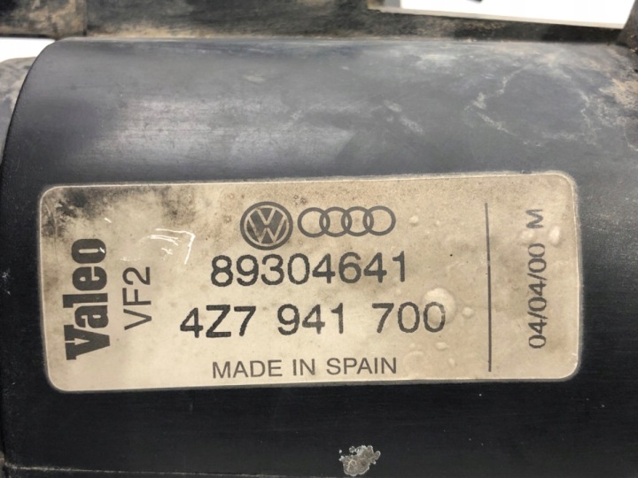 фото №5, Галоген праве перед audi a6 c5 4z7941700 універсал 97-05