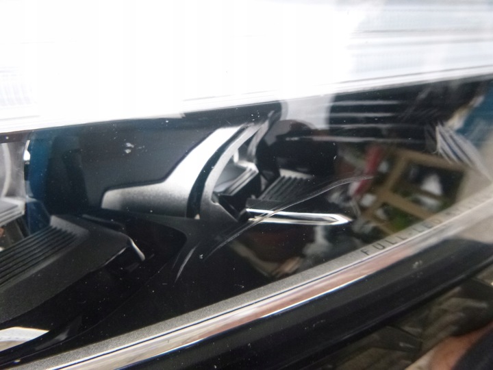 фото №8, Volvo xc60 ii лампа права повний led