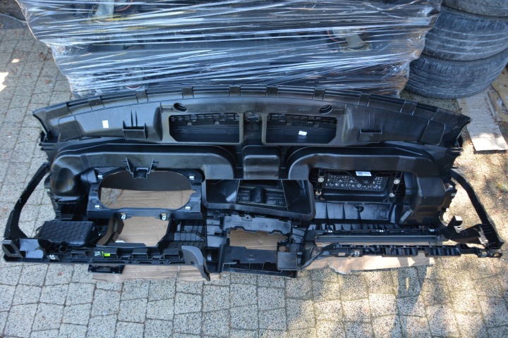 фото №11, Торпедо консоль капот vw golf 7 vii uk