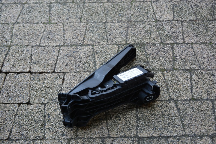 фото №9, Педаль газа vw jetta 1k1723503ar