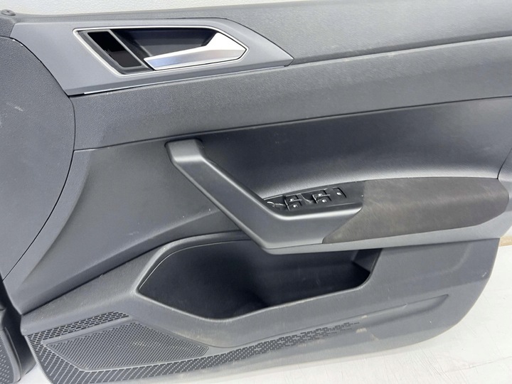 фото №9, Vw taigo r-line сиденья комплект диван обшивки