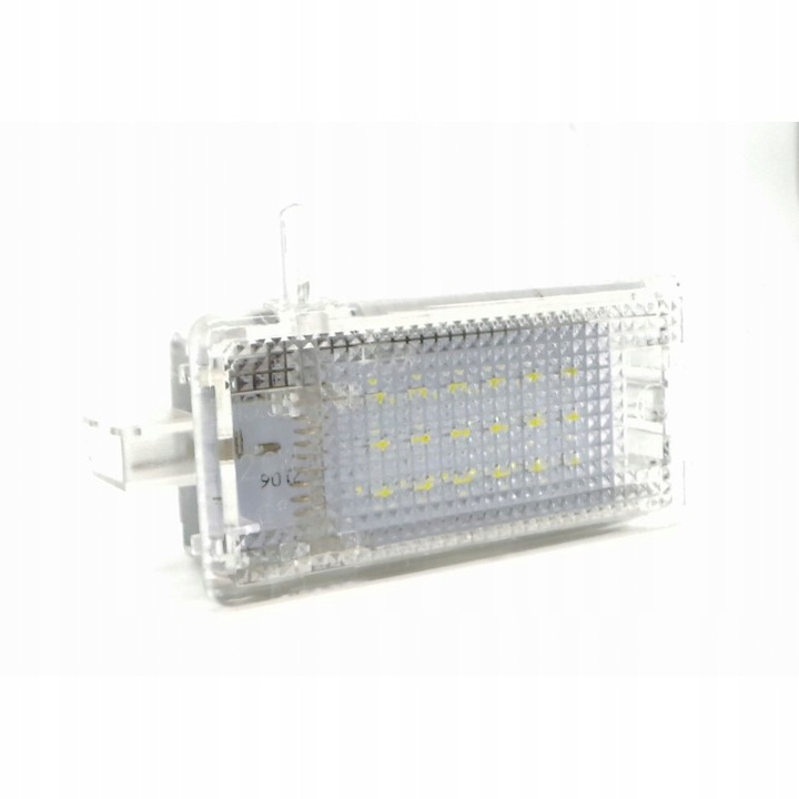 фото №6, Bmw e91 e92 лампа багажник ноги бардачок led 550lm