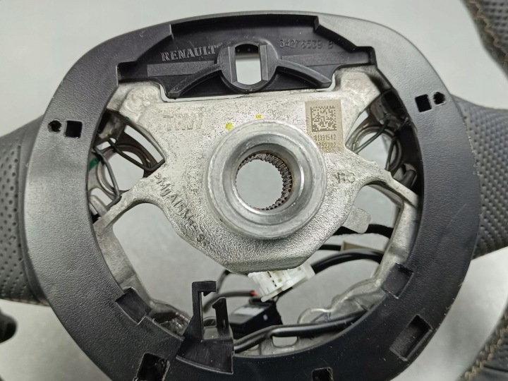 фото №13, 2023 renault arkana руль 484005555r