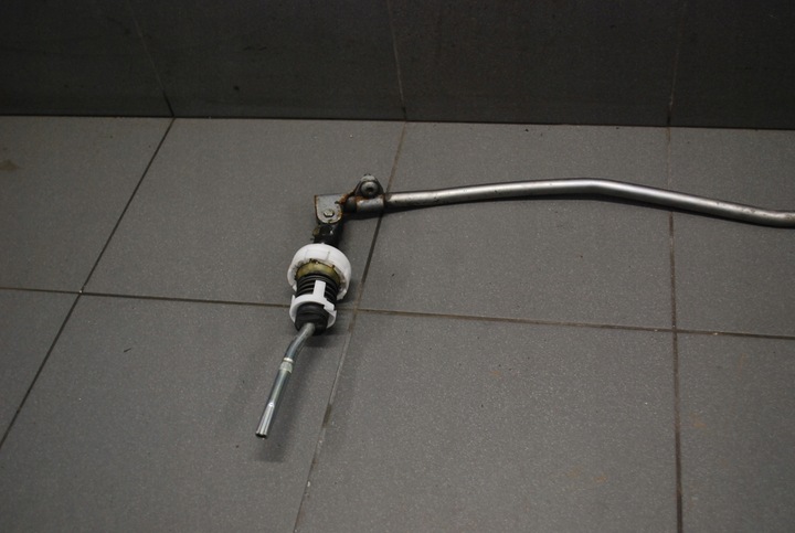 фото №6, Тягa вибірник audi a5 8t8 2.0 tdi 8k0711151c