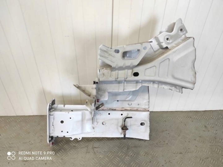 фото №8, Четверть правая перед ford transit courier ford tourneo courier рестайлинг 18-23