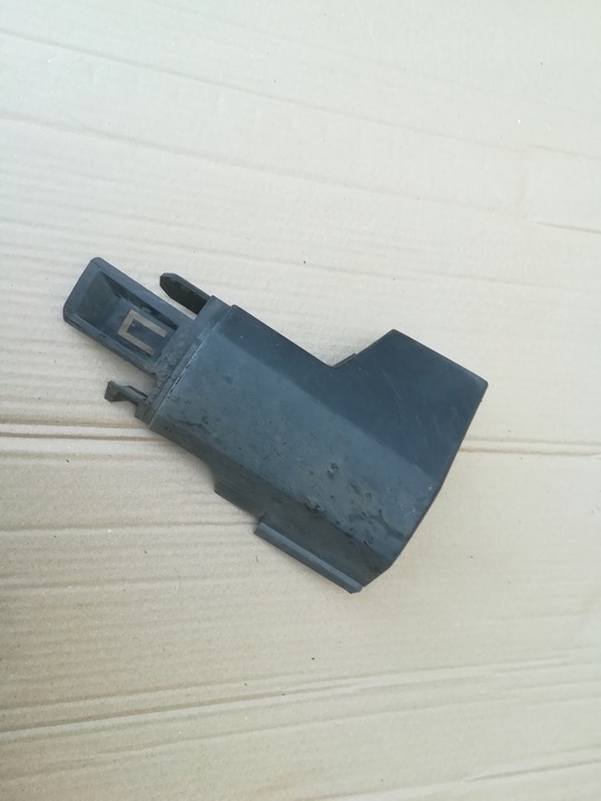 фото №1, Накладка накладка планки порогової права peugeot 2008 i 13-19 оригінальний номер