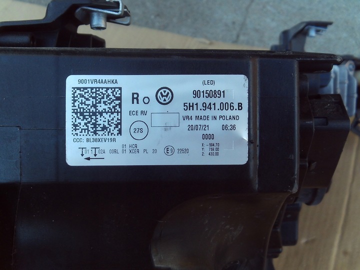 фото №7, Лампа права vw golf viii 8 led європа гарна 5h1941006b