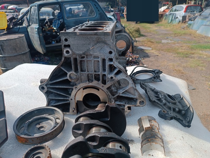 фото №10, Поршень шатун блок 1,4 16v vw golf leon skoda seat ahw axp bca akq ape aua