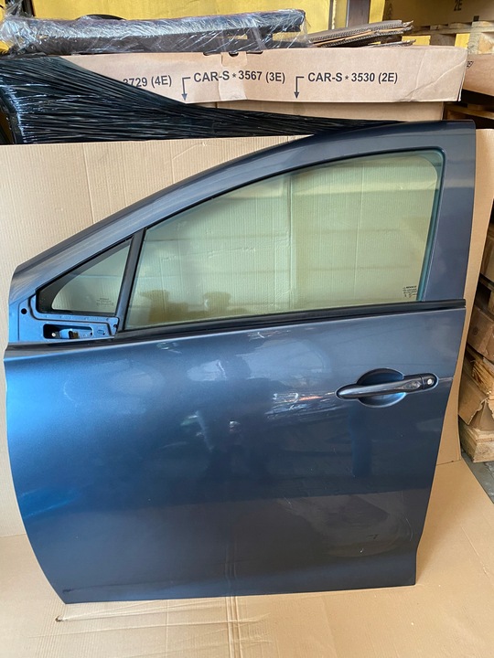 фото №1, Renault zoe рестайлинг дверь передние левая перед стекло планка замок ручка tekpn