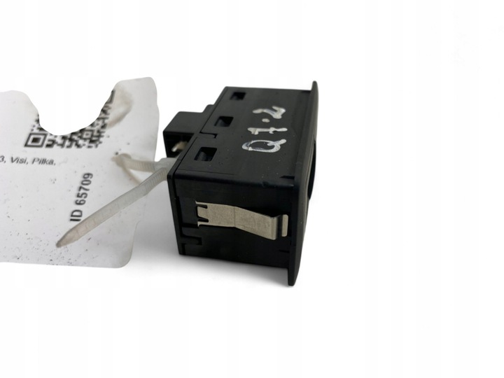 фото №6, Audi q7 4m 2018 перемикач / кнопка відкривання кришки багажника