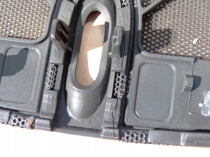 фото №5, Решётка воздуховод панели 2038301118 mercedes c w203