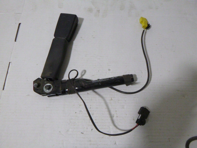 фото №1, Натяжитель застёжка ремня opel meriva b левый перед