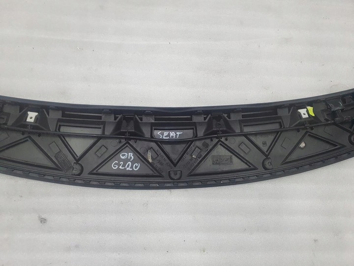 фото №7, Панель под лобовым стеклом пластиковый altea toledo iii 5p0854699g