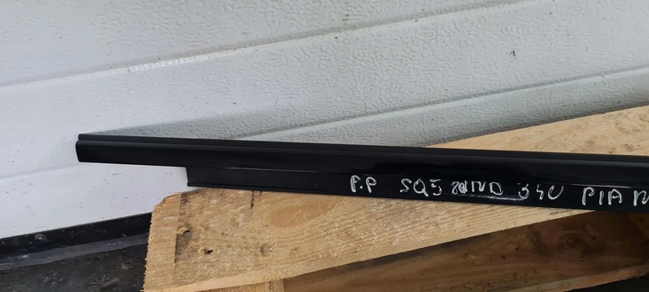 фото №7, Sq5 q5 рестайлинг планка дверь накладка правая sline перед чёрная 8r0853284h