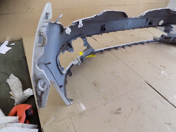 фото №11, Renault megane iii рестайлинг бампер переднее 0ryginal 620220055r