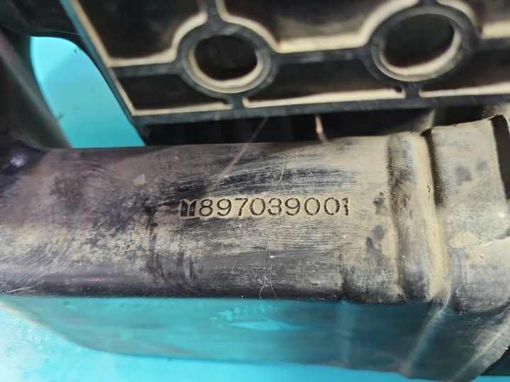 фото №10, Корпус фильтра воздуха opel monterey 3.2 24v
