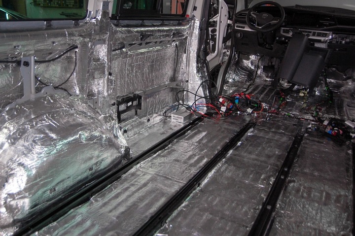 фото №15, Коврик izolująca термически paroizolacyjna з алюминий резиновая губка з klejem