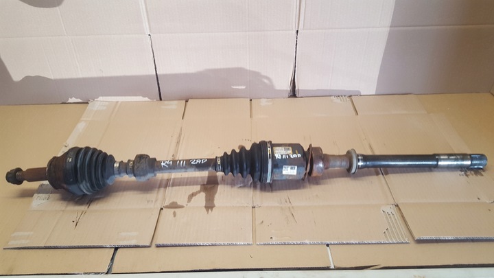 фото №1, Rav4 iii 06-09r піввісь права перед 2,2 d4d