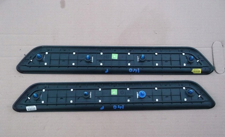 фото №2, Hyundai i40 планка накладка порога перед