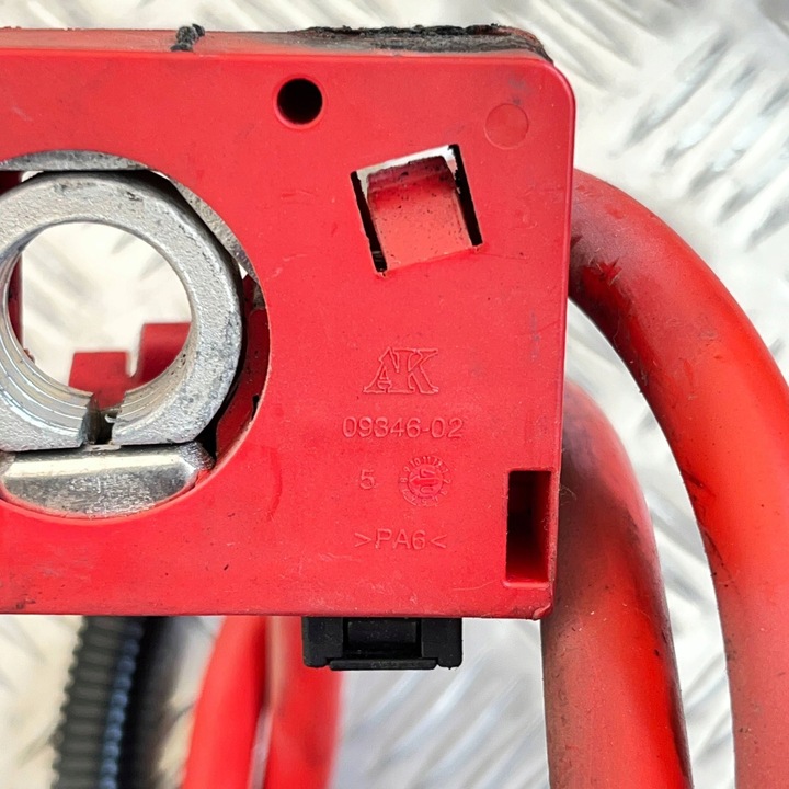 фото №7, Plus / клема / шланг акумулятора bmw 3 e90 e91 10304410