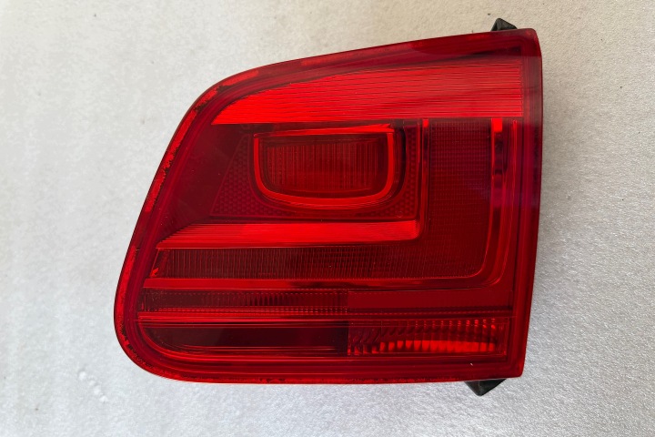 фото №8, Комплект лампа зад лампы задние европейские vw tiguan 5n0 2011-2016 рестайлинг