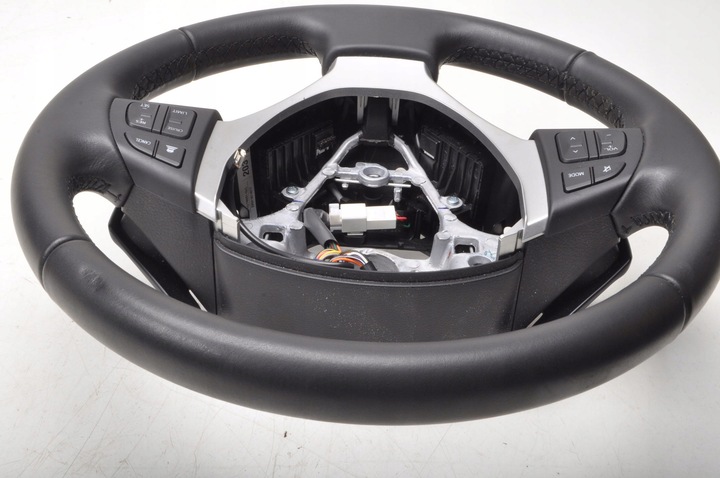 фото №9, Suzuki s-cross руль кожаный многофункциональная 48110-76s51-gjl