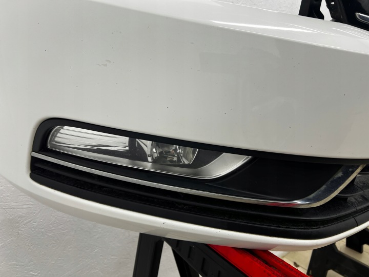 фото №13, Vw passat b7 lb9a комплектний бампер перед передній w колір