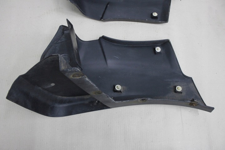 фото №8, Mitsubishi pajero iii накладки порогів накладка крила права ліва серп