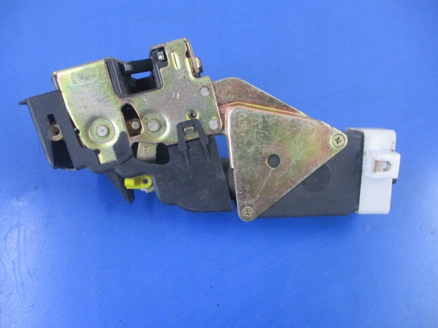 фото №2, Mitsubishi space star i замок праві перед 2pin