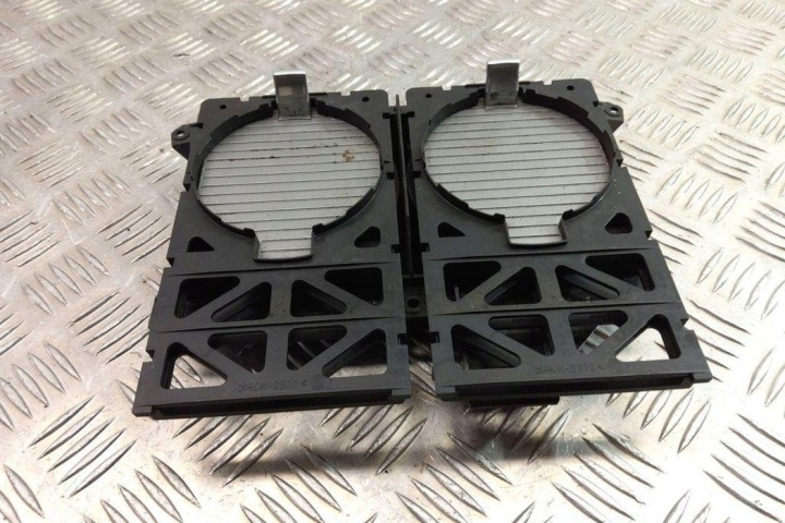 фото №14, Держатель na кружки bmw 7 e65, e66, e67 7152117 2.99l дизель 170kw 2006