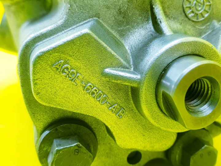 фото №3, Насос масла focus mk3 st втулка стабілізатора 2.0t ecoboost ag9e6600ab