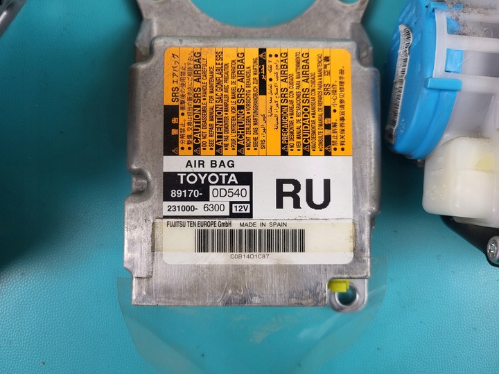 фото №14, Toyota yaris iii 14r рестайлінг капот консоль панель air bag подушка ремені 5d