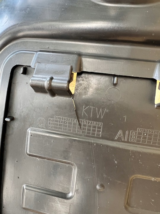 фото №4, Bmw 1 f20 левая передние подкрылок оригинал демонтаж