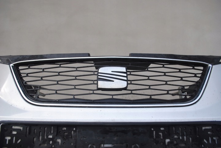 фото №8, Бампер переднє перед омивачі ксенон lx7w seat ibiza iv 6j рестайлінг