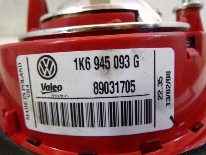 фото №7, Лампы задние tyłlewa правая w крышка багажника volkswagen golf 5 v hb k