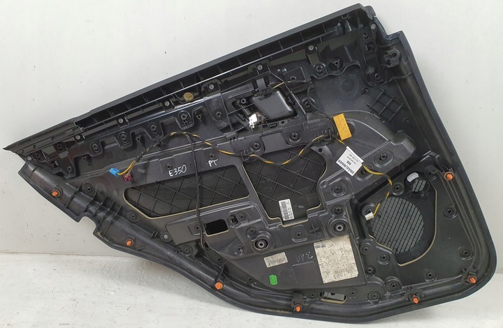 фото №6, Боковина оббивка двері праві зад mercedes w212 eu