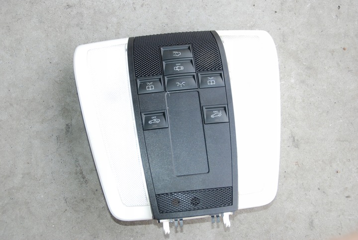 фото №1, Mercedes c w204 лампа освітлення інтер'єру перед