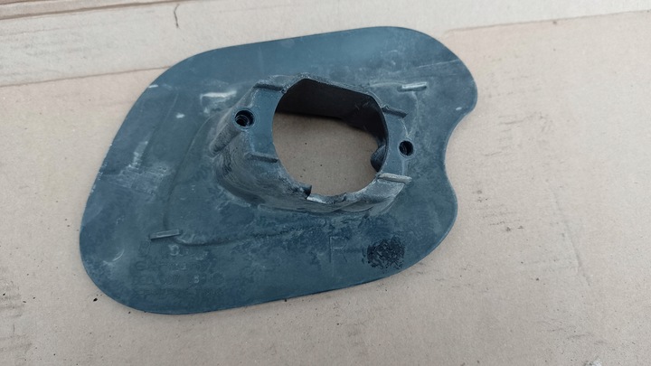 фото №1, A4 b7 рамка направляюча склоомивача ксенон sline r