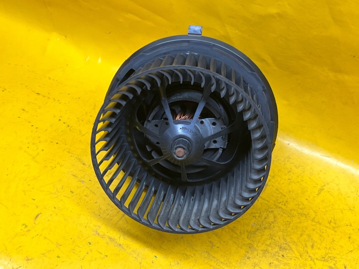фото №10, Подача воздуха воздуховод vw sharan i рестайлинг 1,9 tdi 00-05 xm2h18456aa xm2h-18456-aa .