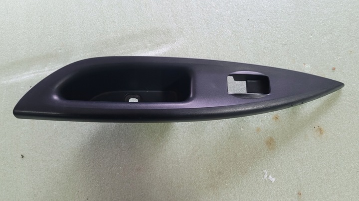 фото №1, Mazda 6 i рамка перемикача скла gj6a685l6