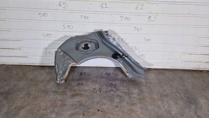 фото №6, Toyota yaris xp210 обшивка бічні зад сторона ліва 616020d360