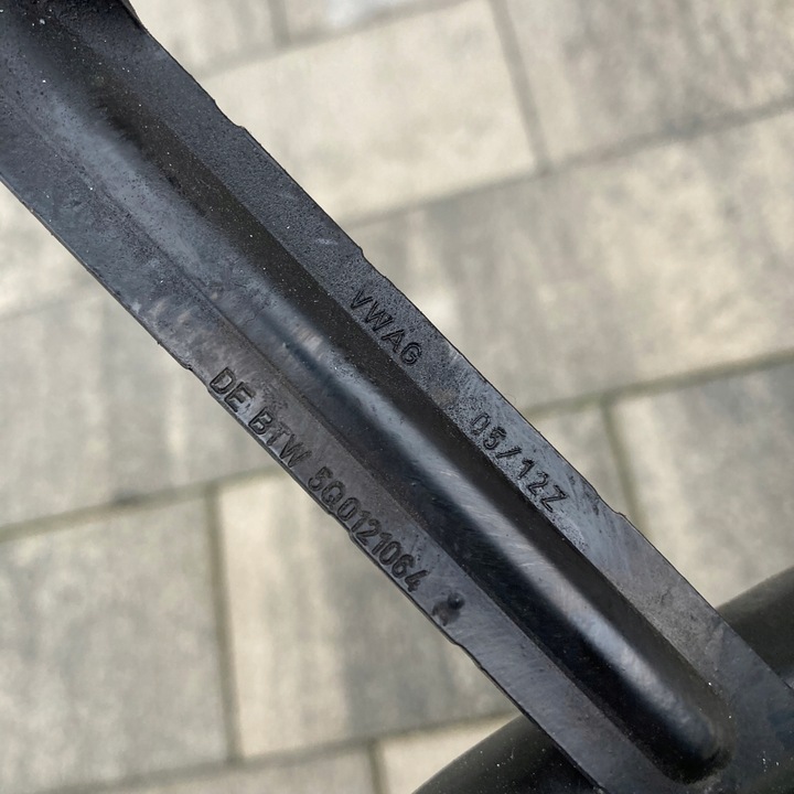 фото №8, Audi a3 8v / vw golf 7 трубы провода водяной