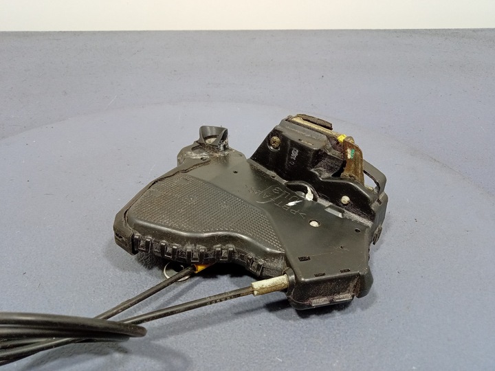 фото №5, Toyota sienna ii xl20 03- замок дверь перед левый 6 pin