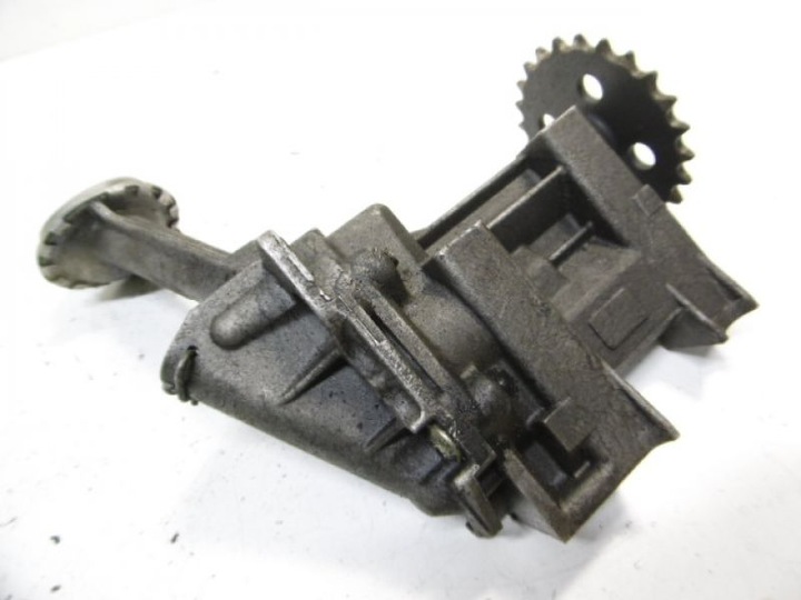 фото №10, Renault clio ii насос масла 1,6 16v 7700600532 k4m