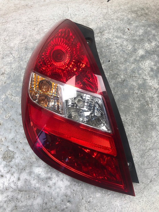 фото №2, Лампа лівий зад hyundai i20 i 5d 92401-4p000