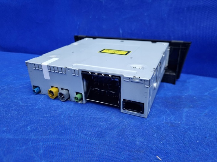 фото №7, Audi a5 8t модуль mmi навигации радиопроигрыватель оригинал 8r1035748j